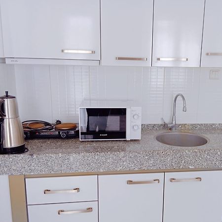 Parla Apart Hotel Cesme Bagian luar foto
