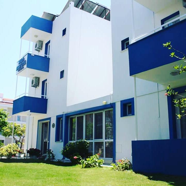 Parla Apart Hotel Cesme Bagian luar foto