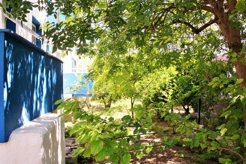 Parla Apart Hotel Cesme Bagian luar foto