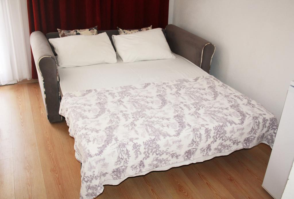 Parla Apart Hotel Cesme Bagian luar foto
